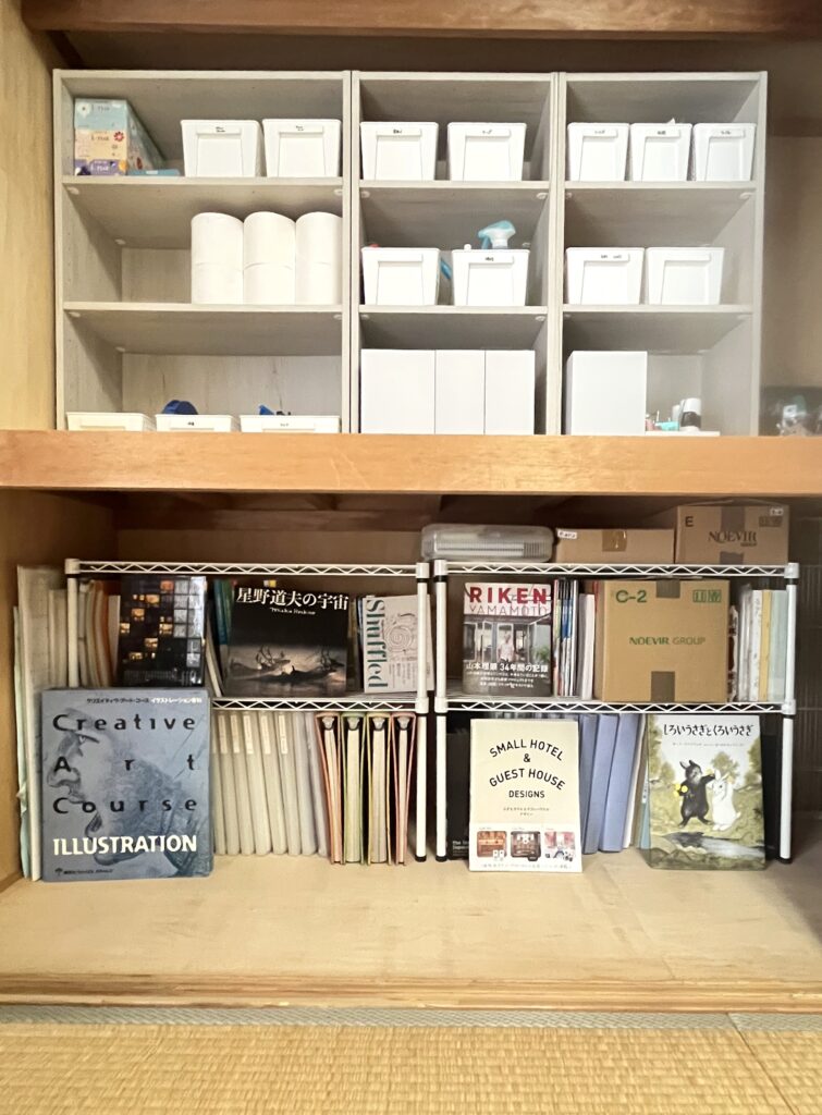 ニトリのカラーボックスと楽天のスチールラックを使いプチプラで美しく整理しながらインテリア的にも美しい空間に